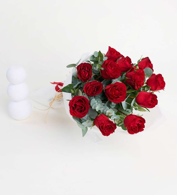 باقة 13 وردة حمراء
